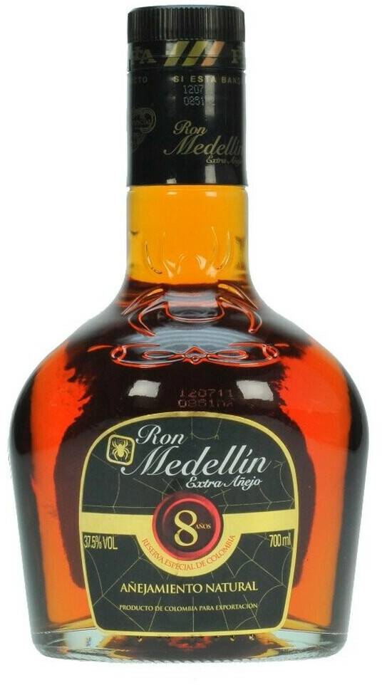 Ron Medellin 8 años Extra Añejo 0,7l 37,5% Rum